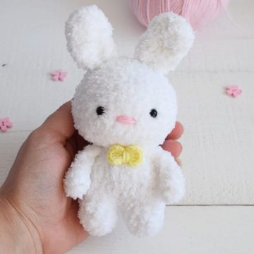 Amigurumi Small Soft Bunny Free Pattern