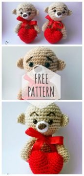 Cute Valentine Knitted Bears