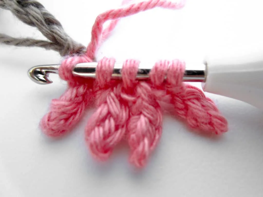 Bookmark Mouse Crochet Leg Step 8