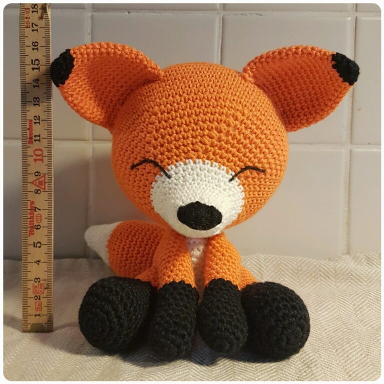 Amigurumi The Sleepy Fox Free Pattern – Free Amigurumi Crochet