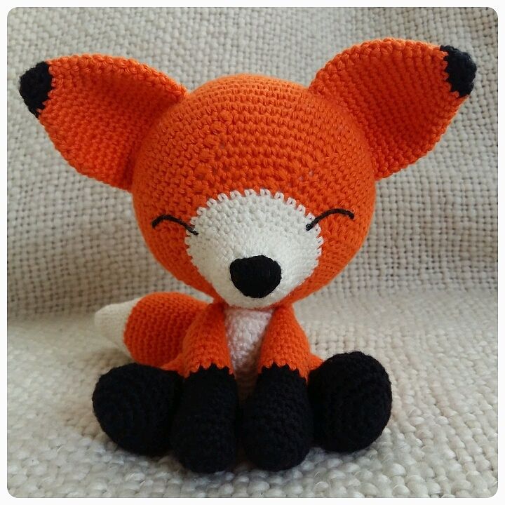 Amigurumi The Sleepy Fox Free Pattern