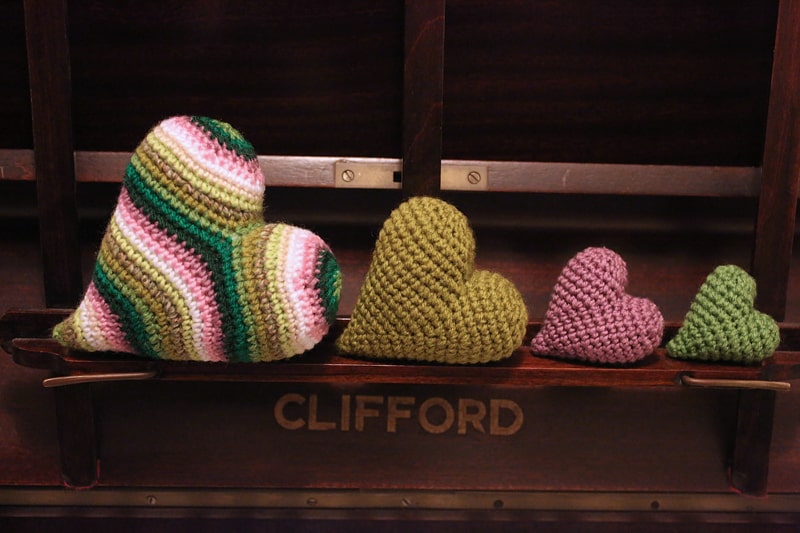 Amigurumi Crochet Hearts Free Pattern