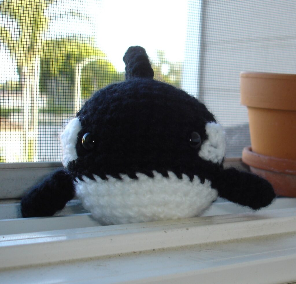 Orca Amigurumi Crochet Free Pattern