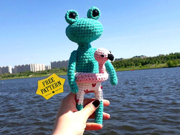 Amigurumi Swimming Frog Free Pattern-2