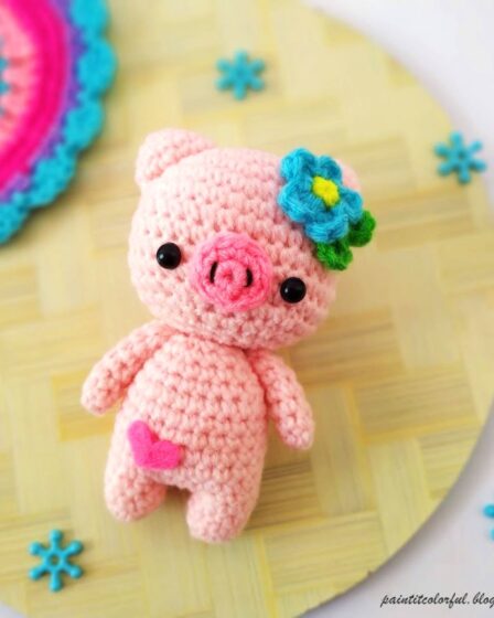 Sweet Small Pig 4