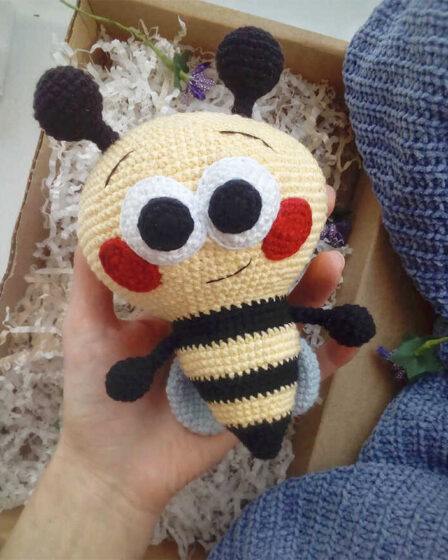 Crochet Bee 2