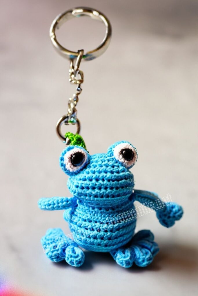 Amigurumi Plush Frog Keychain Free Pattern-3 - Free Amigurumi Crochet