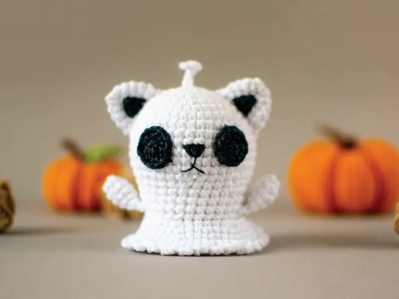 Amigurumi Little Ghost Cat Free Pattern-1
