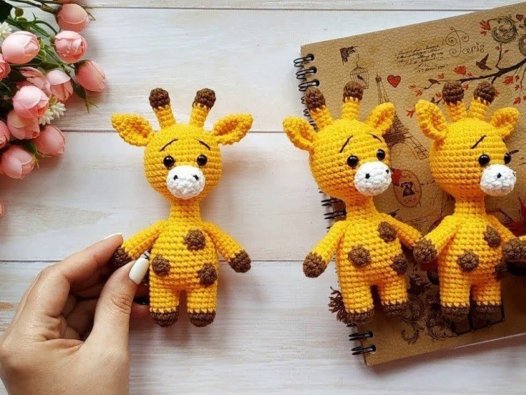 Amigurumi Little Giraffe Free Pattern-2