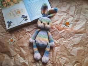 Amigurumi Striped Bunny Free Pattern-2