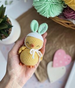 Amigurumi Chick Wearing a Bunny Ears Hat Free Pattern-1