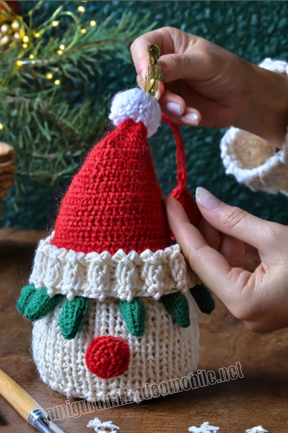 Amigurumi Christmas Ornament Hat Free Pattern-2 – Free Amigurumi Crochet