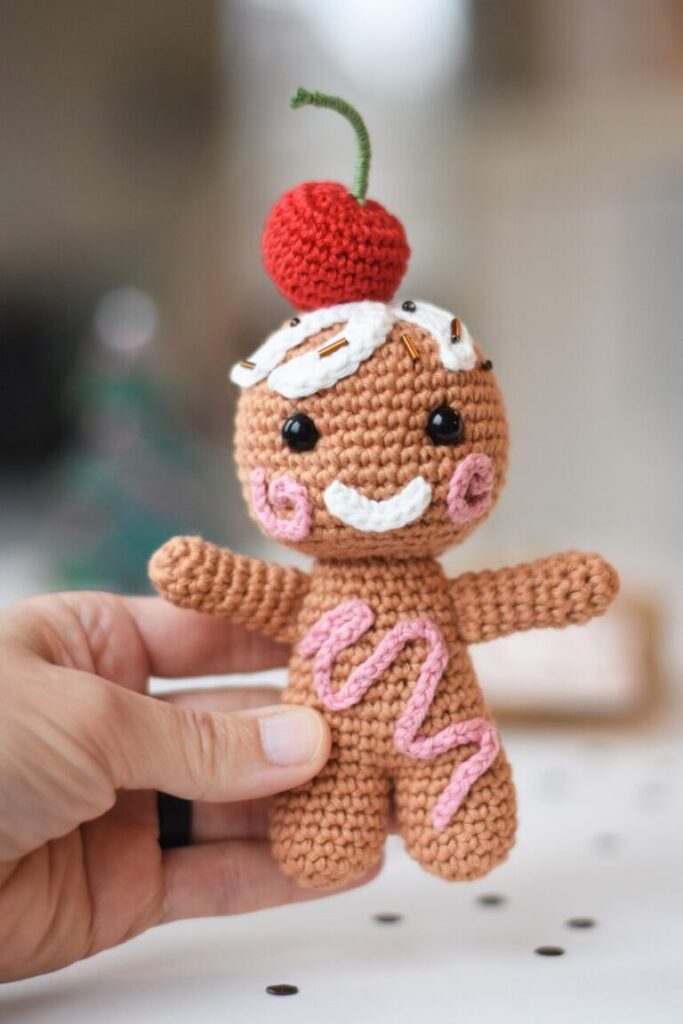 Amigurumi Gingerbread Girl Free Pattern-1