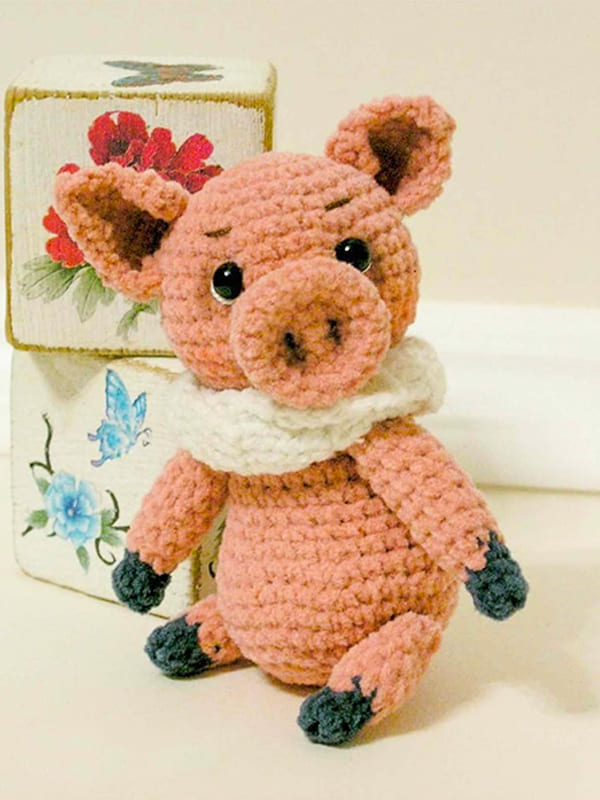 Amigurumi Crochet Piglet Free Pattern-1