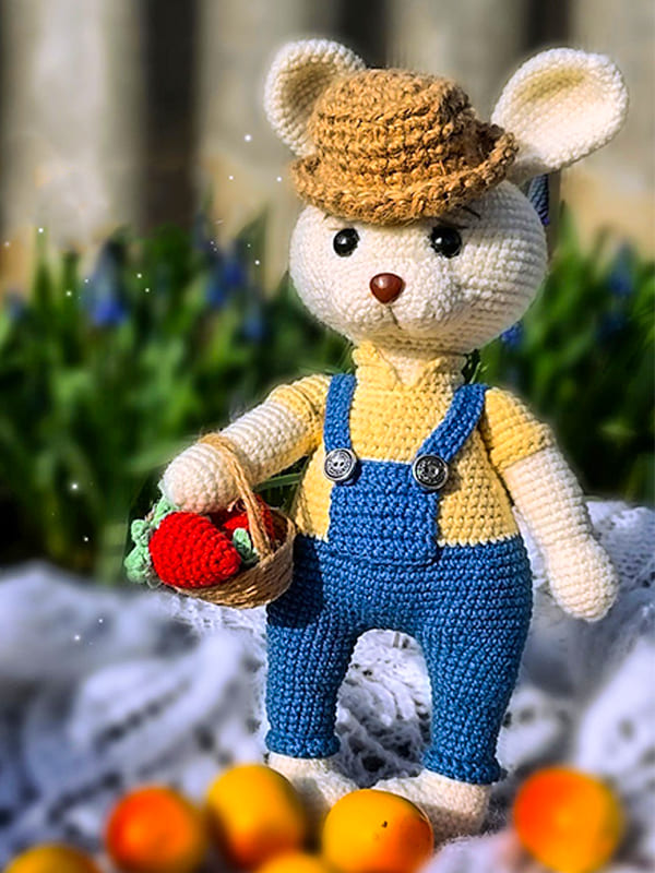 Amigurumi Farmer Bunny Free Pattern-1