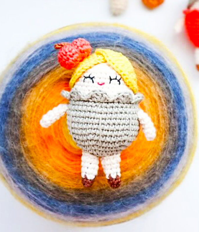 Amigurumi Mimi the Pumpkin Lady Doll Free Pattern-1