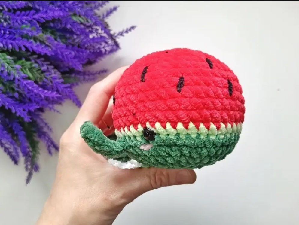 Amigurumi Watermelon Whale Free Pattern-1