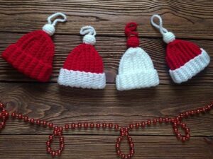 Amigurumi Christmas Ornament Hat Free Pattern-1