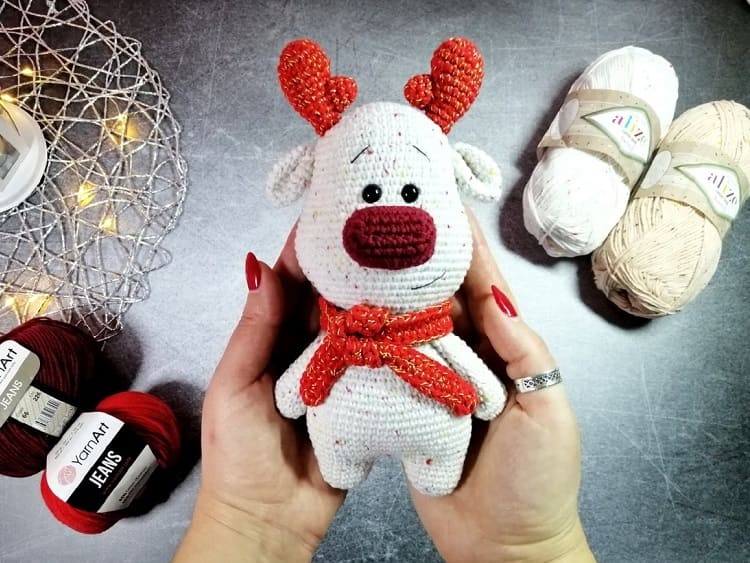 Amigurumi Christmas Reindeer Free Pattern-1