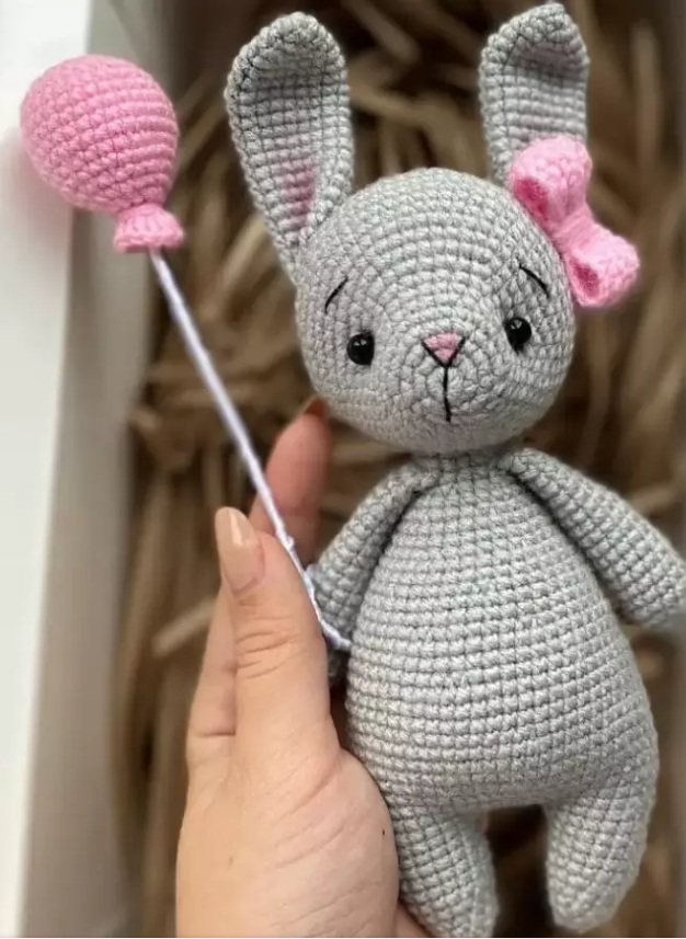 Amigurumi Crochet Lily the Bunny Free Pattern-1