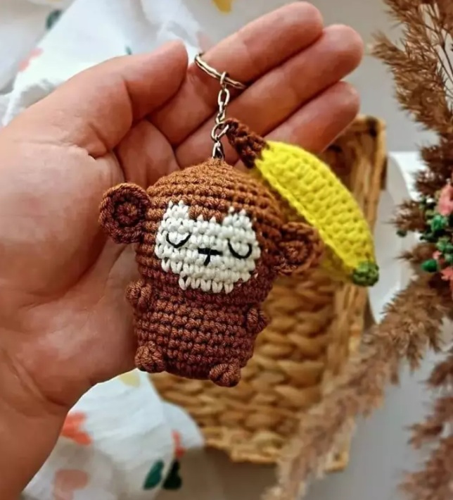 Amigurumi Crochet Monkey with Banana Keychain Free Pattern-1