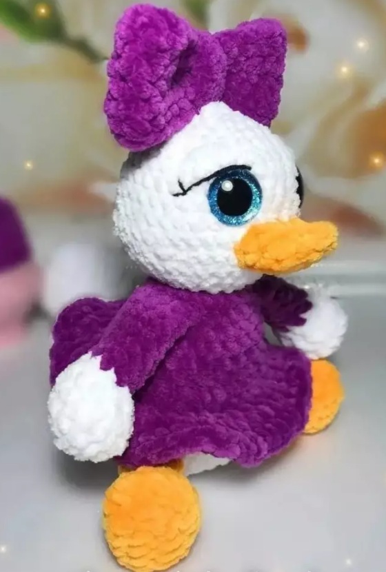 Amigurumi Crochet Sweet Duck Free Pattern-1