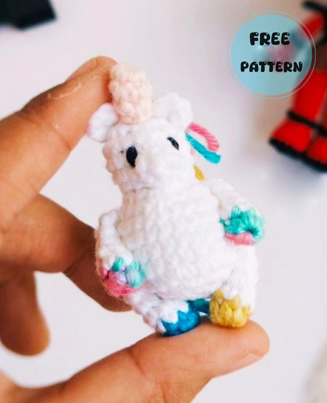 Amigurumi Little Unicorn Keychain Free Pattern-1