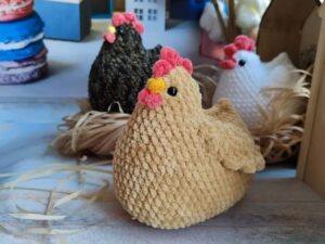 Amigurumi Crochet Plush Chicken Free Pattern-1