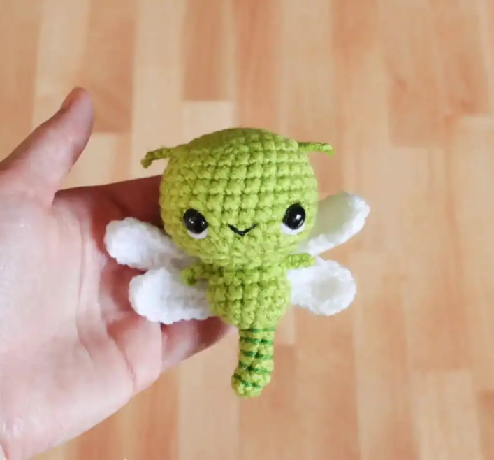Amigurumi Crochet Dragonfly Free Pattern-1
