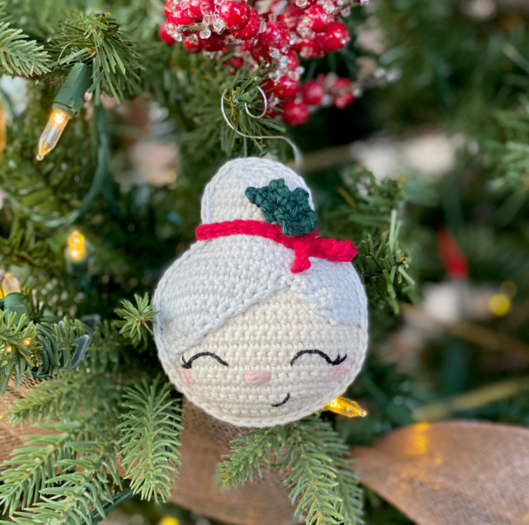 Amigurumi Crochet Mrs. Claus Ornament Free Pattern-1