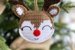 Amigurumi Crochet Reindeer Ornament Free Pattern-1
