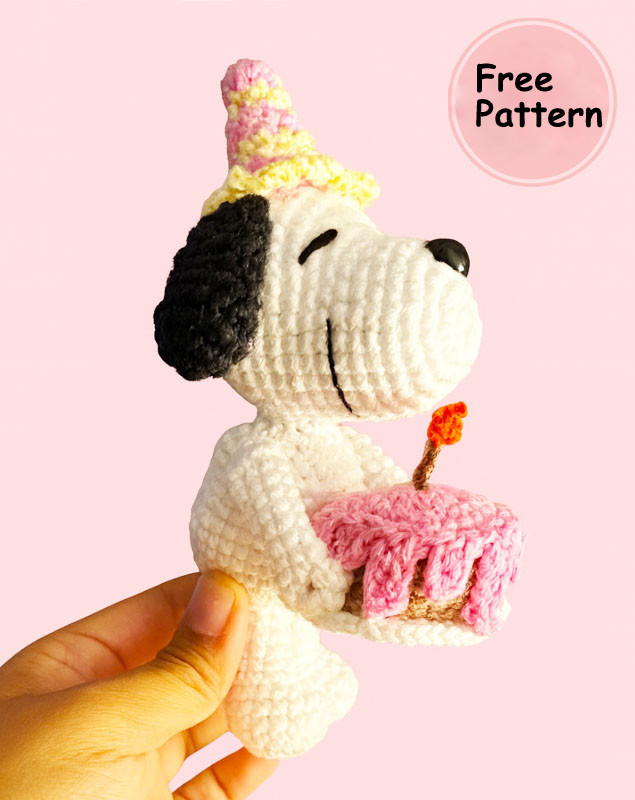 Amigurumi Crochet Snoopy with Cake for Birthday Party Free Pattern-1
