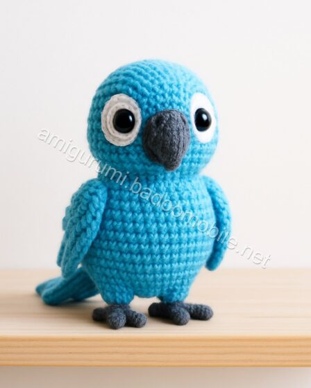 Charming Blue Parrot Amigurumi Free Crochet Pattern - parrot-tekil-1.jpg