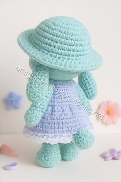 Free Crochet Pattern: Adorable Amigurumi Doll with Dress and Hat
