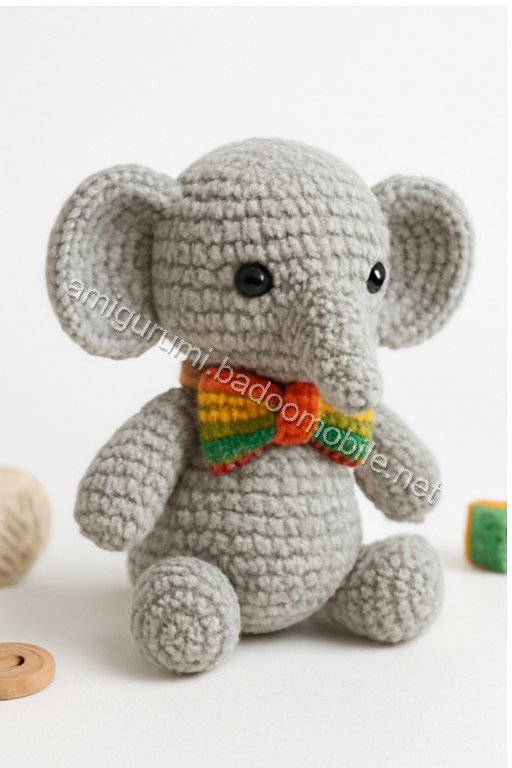Free Crochet Pattern: Adorable Amigurumi Mini Elephant