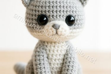 Free Crochet Pattern for Adorable Amigurumi Kitten - kitten-tekil-1.jpg