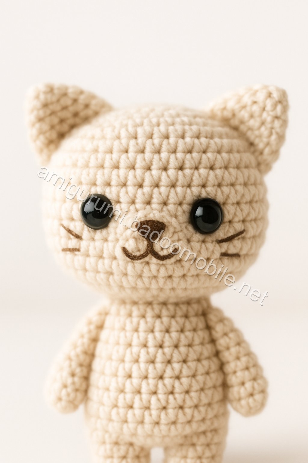Free Crochet Pattern for Adorable Amigurumi Kitten