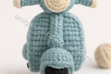 Amigurumi Vespa Motorcycle Free Pattern - motorcycle-q1p1.jpg