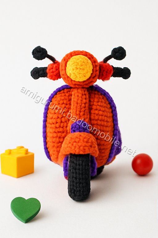 Amigurumi Vespa Motorcycle Free Pattern