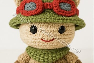 Amigurumi Teemo Free Pattern - teemo-q1p1.jpg