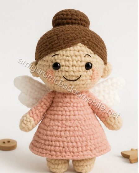 Amigurumi Heavenly Angel Free Pattern - angel-q1p1.jpg