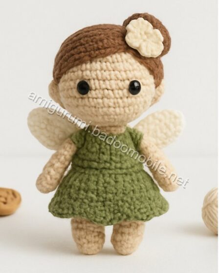 Amigurumi Pocket Fairy Free Pattern - fairy-q1p1.jpg