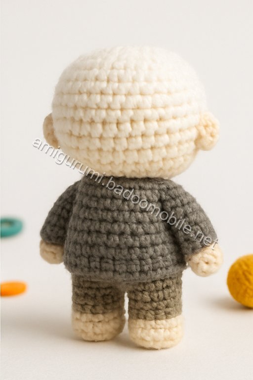 Amigurumi Carl Fredricksen Free Pattern