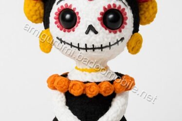 Amigurumi Catrina Free Pattern - catrina-q1p1.jpg
