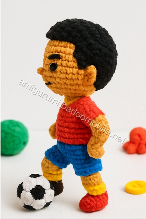 Amigurumi Cristiano Ronaldo Free Pattern