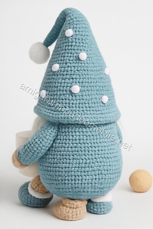 Amigurumi Winter Bathroom Gnome Free Pattern