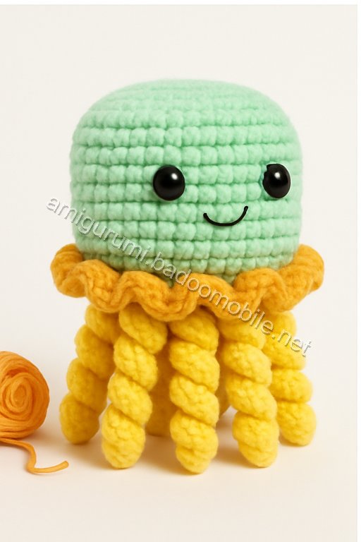 Amigurumi PB&J Jellyfish Free Pattern