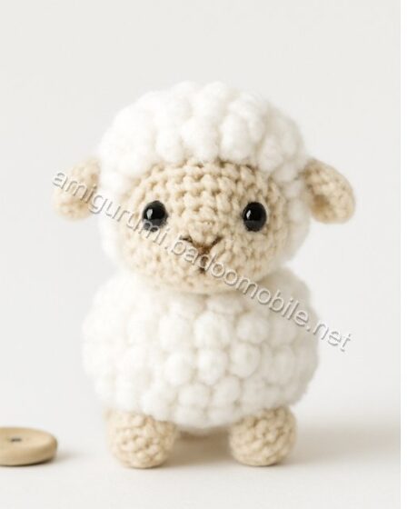 Amigurumi Lamb Free Pattern - lamb-q1p1.jpg