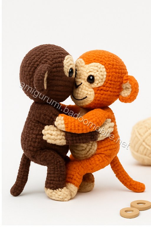 Amigurumi Embracing Monkeys Free Pattern