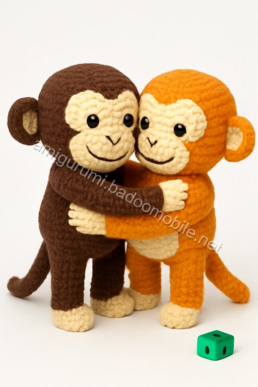 Amigurumi Embracing Monkeys Free Pattern